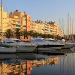 Hyeser - Pour 4 Personnes Sur Le Port D'hyeres Apartment *