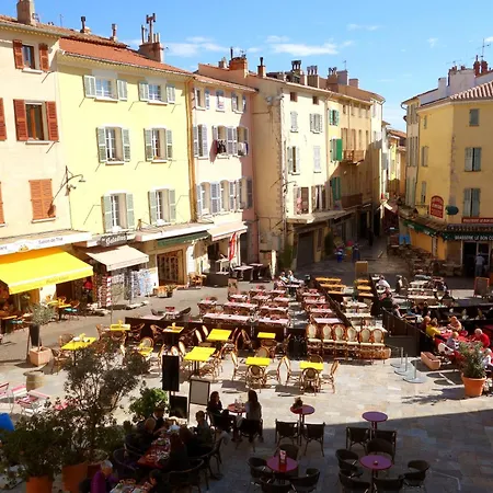Hyeser - Pour 4 Personnes Sur Le Port D'hyeres Apartament
